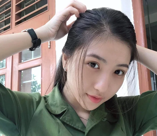 Dàn nữ sinh Cần Thơ toàn hot girl, mẫu ảnh có tiếng trên mạng