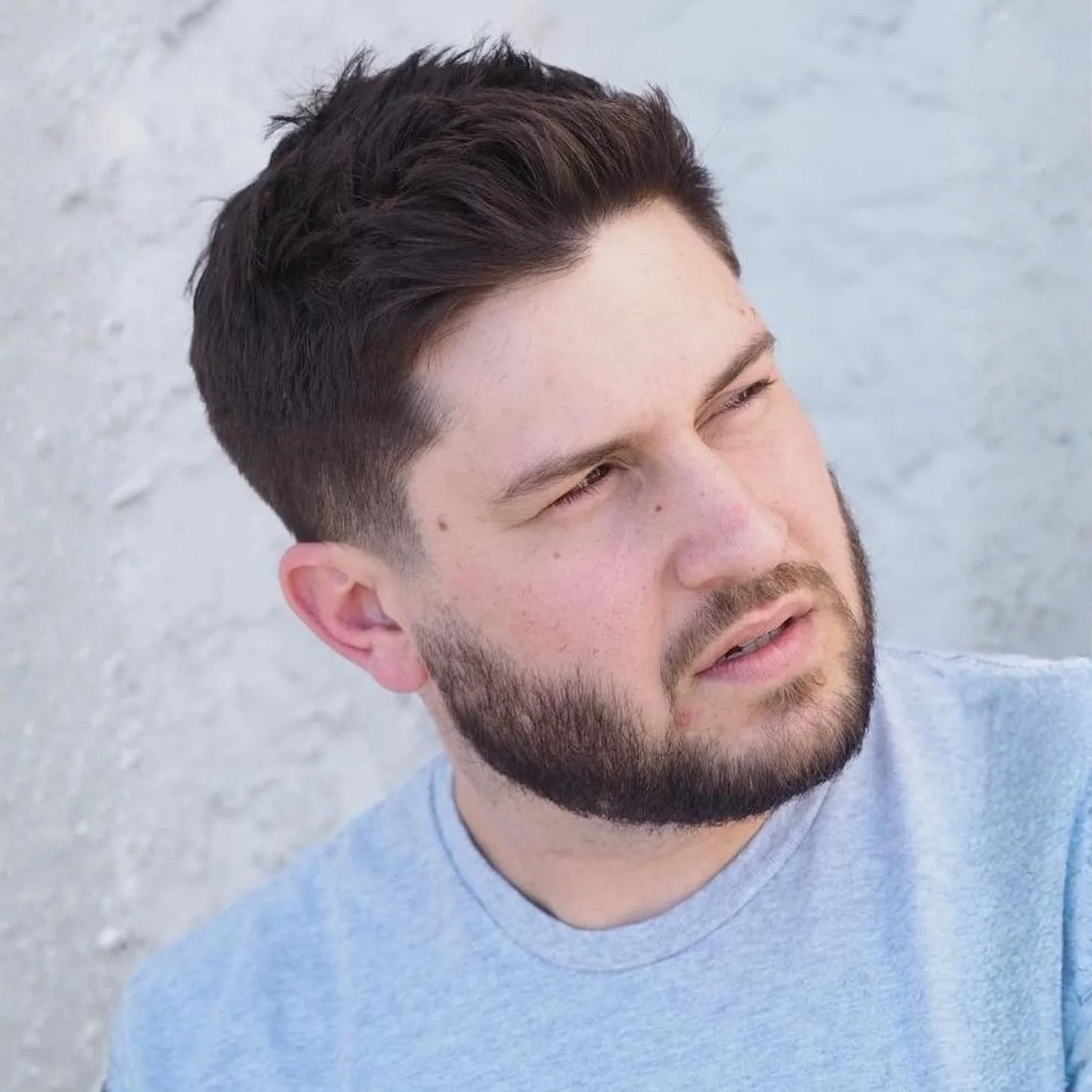 Tóc Short Quiff dành cho nam mặt tròn