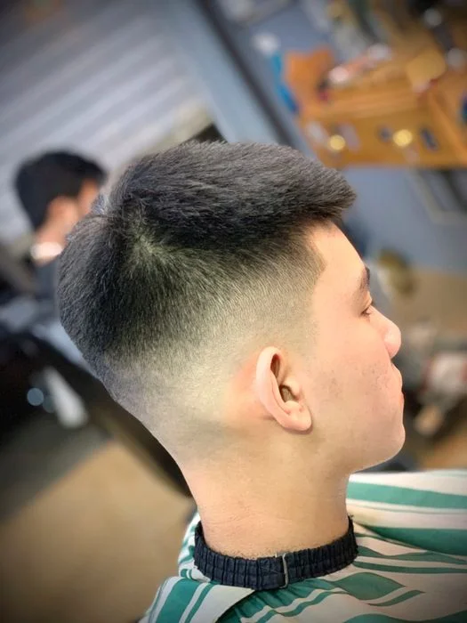 Mẫu cắt tóc nam đẹp với kỹ thuật fade chuyên nghiệp